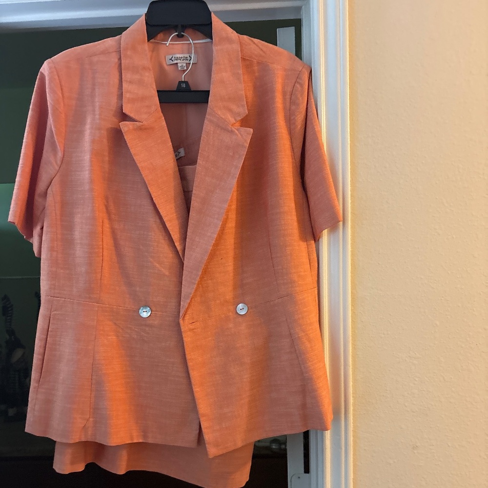 Nanette Laporte plus sized suit NWT